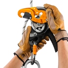 Descendeur auto-freinant avec fonction anti-panique PETZL I'D S