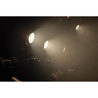 Projecteur avec Tilt manuel 1 x COB 80W SHOWTEC Stage Blinder 1 LED