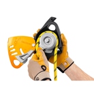 Descendeur avec poulie-bloqueur intégrée PETZL Maestro S