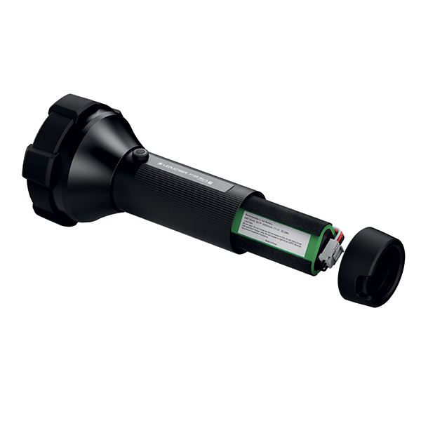 Lampe torche led focalisable rechargeable Ledlenser P18R Work 4500lm