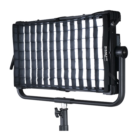 Grille Eggcrate pour panneau Led NANLUX Dyno 650C