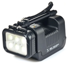 Système d'éclairage autonome sur batterie PELI - 1 projecteur LED